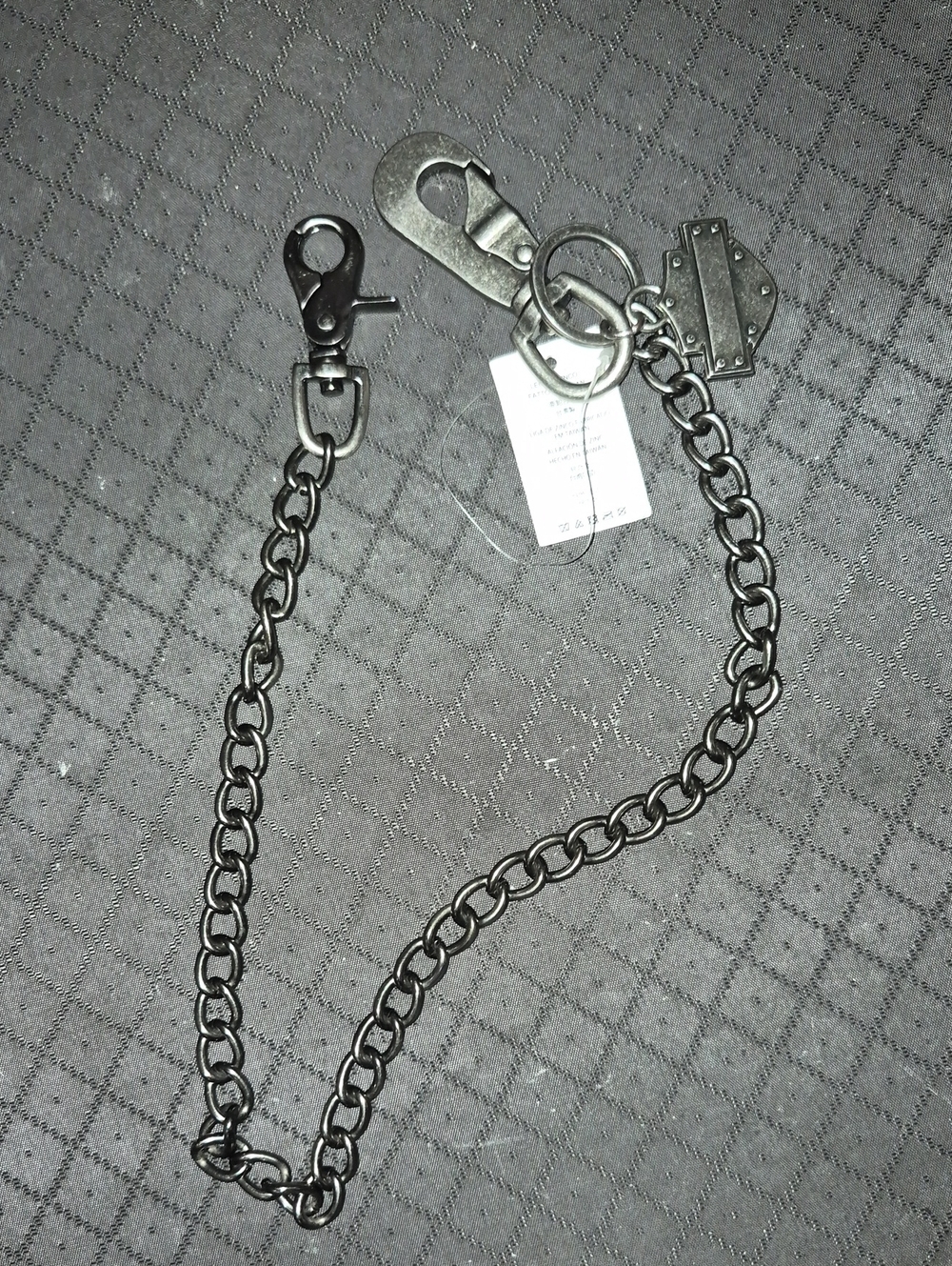 zinc Silver-Tone Men’s Chain Key & Card Holder